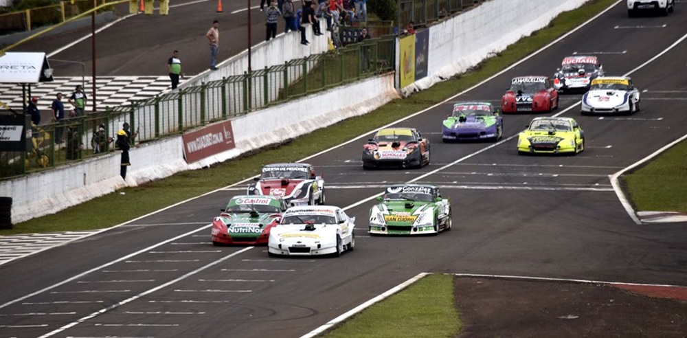 Grygorszyn, De Ley, Mantilla y Viana mandan en el Pista