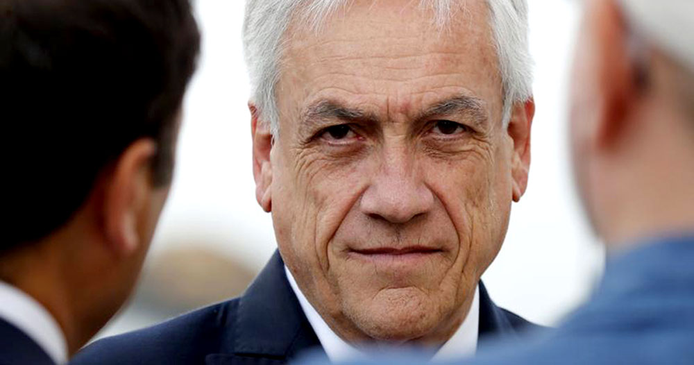 Piñera pidió la renuncia a todo su Gabinete y levantará el estado de emergencia