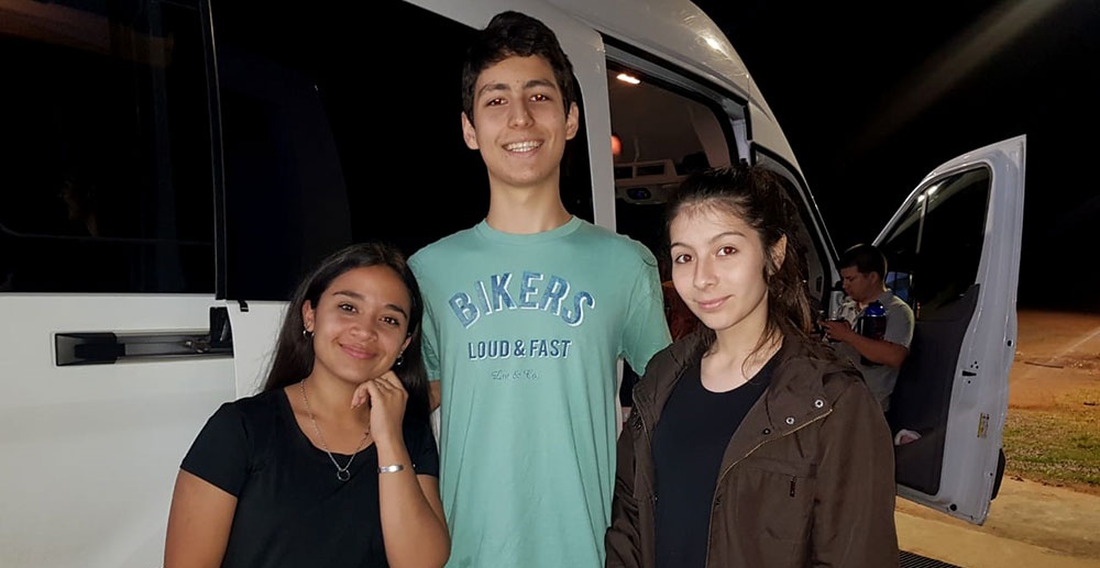 Estudiantes de la Escuela de Robótica se quedaron con el segundo puesto del Hackaton