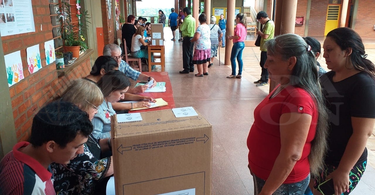 Arrancaron las elecciones presidenciales en Misiones