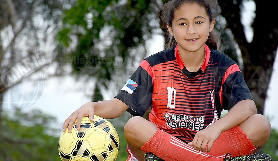 “Le sacaba la cabeza a mis muñecas para jugar a la pelota”
