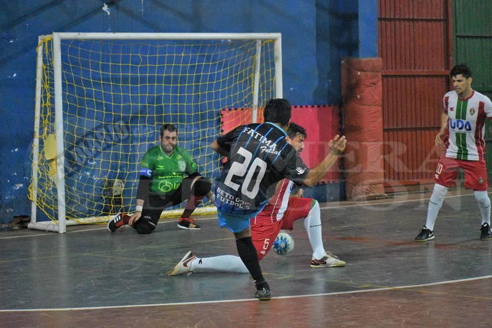 Femenino: Brown saltó a la punta