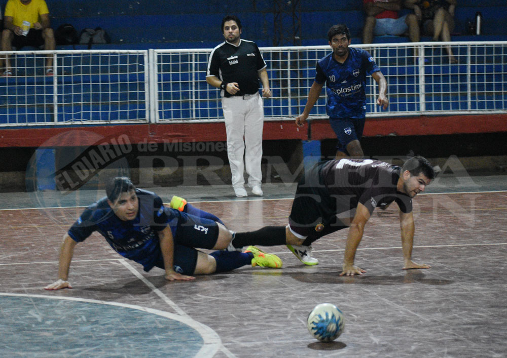 Brown lidera  con comodidad