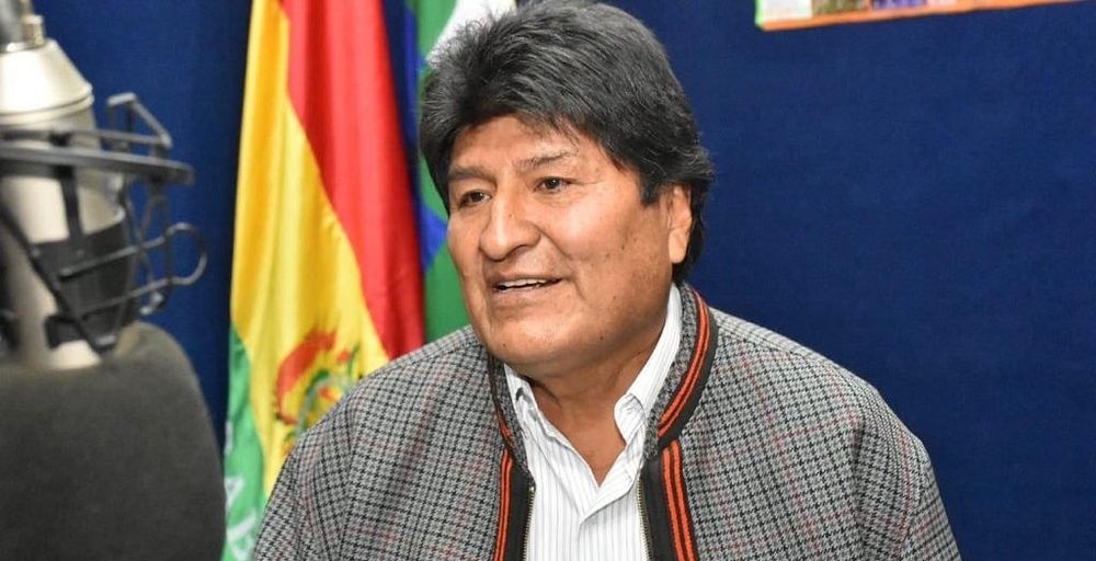 Evo analiza con sus aliados el ultimátum de la oposición para que renuncie