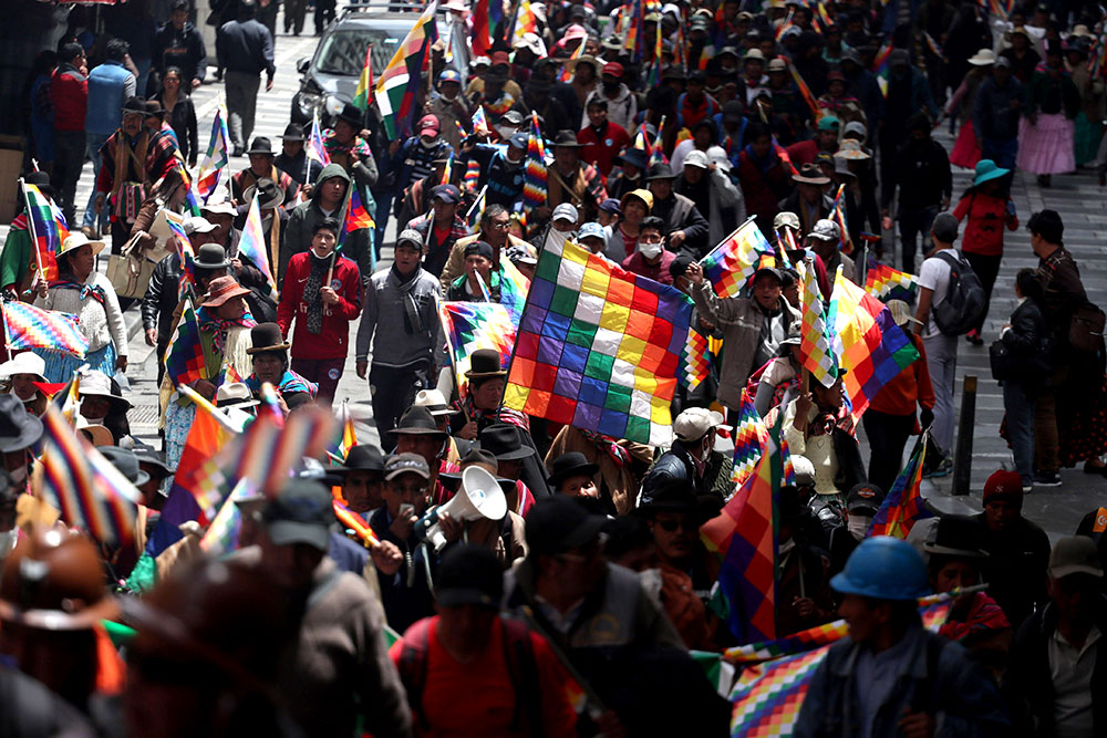 Marea de campesinos e indígenas promete tomar La Paz
