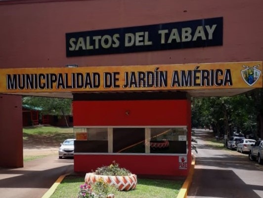 Principio de acuerdo sobre el polémico alambrado en el Tabay