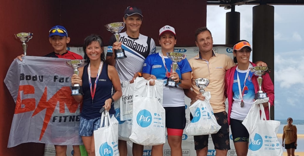 Kachuk y Flores, los mejores