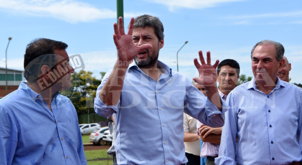 El ministro Lammens confirmó la continuidad de vuelos low cost