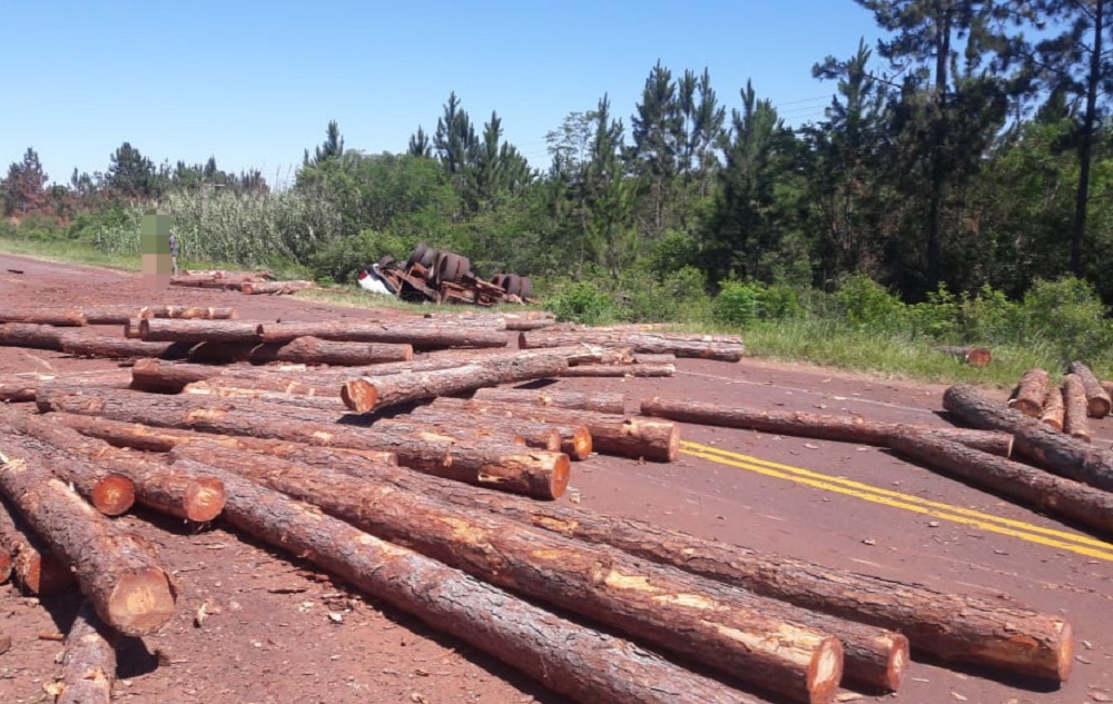 Intendente de Campo Grande sufrió lesiones en choque sobre la ruta 103