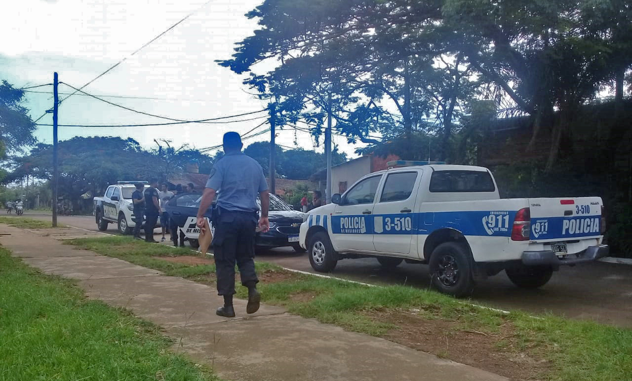 Batalla campal por bolsas de mercaderías y planillas de asistencia social en A 3-2