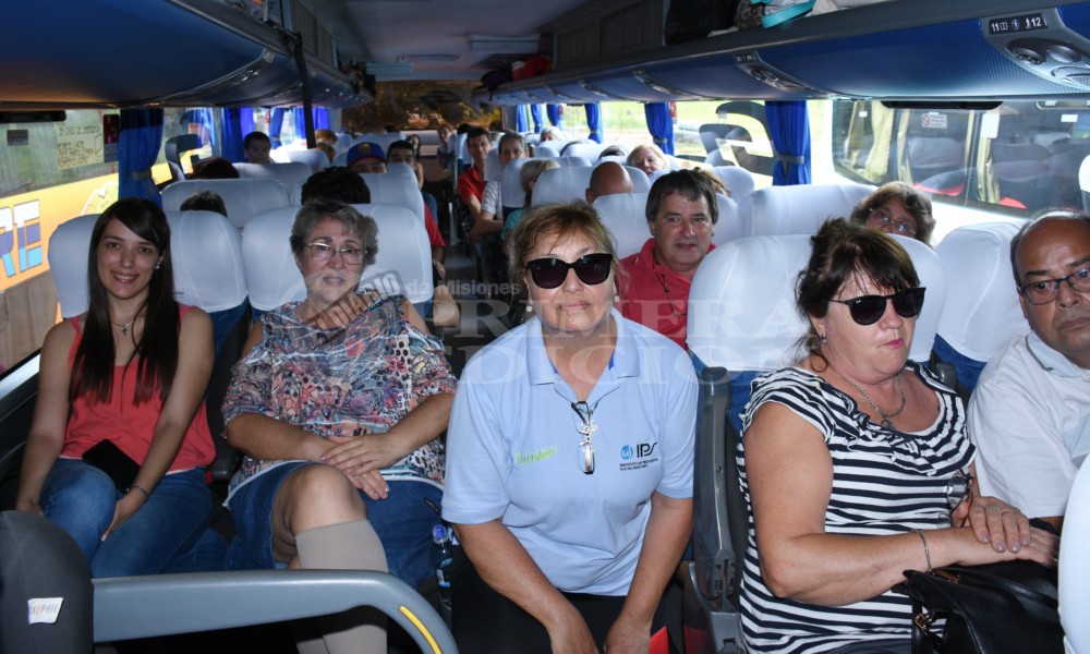 Turismo Social IPS: 63 misioneros partieron rumbo a Mar del Plata