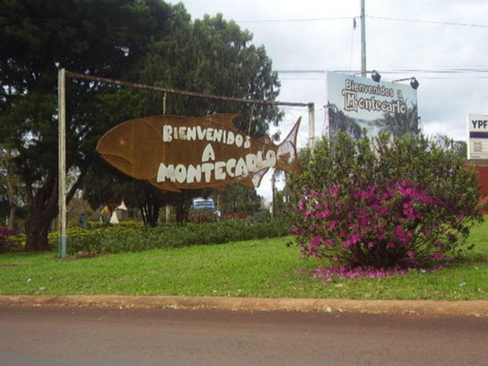 Los trabajadores municipales de Montecarlo recibirán un bono de 5 mil pesos