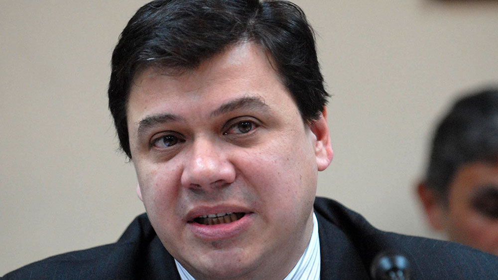 “Vamos a dar un aumento mínimo de los salarios para los próximos meses”