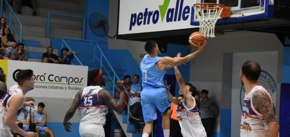 OTC cierra el año de local ante Tiro Federal