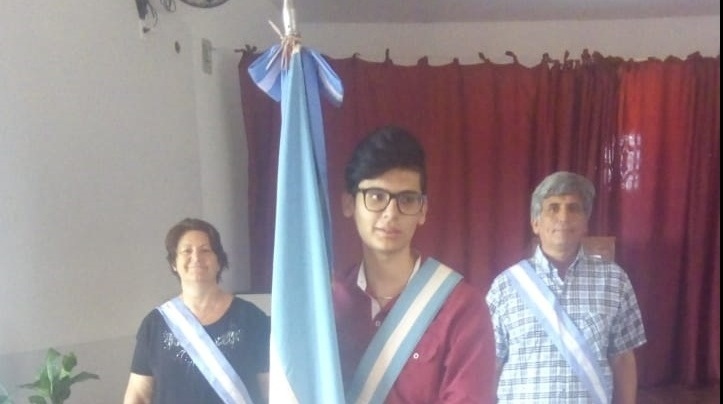 Una familia entera tendrá el honor de  ser abanderada y escoltas de la EPET 36