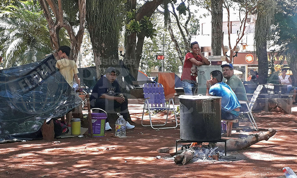 “Pasaremos Navidad y Año Nuevo acá de ser necesario”