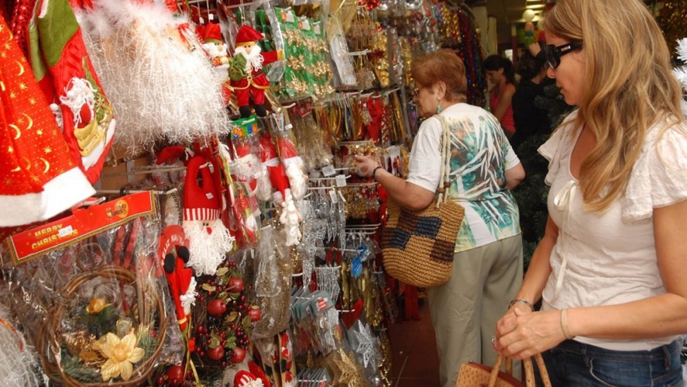 Las ventas navideñas de este año cayeron 3%, según CAME