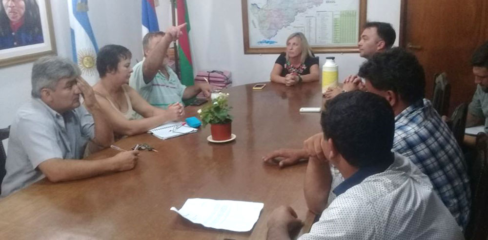 Trabajadores siguen esperando respuestas de la intendenta Safrán