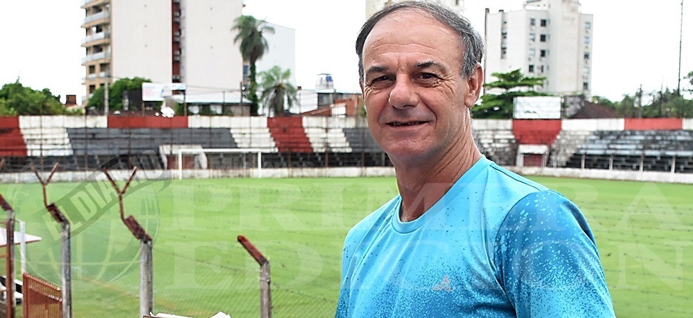 “De abajo y de a poco volver a construir una historia grande para el club”
