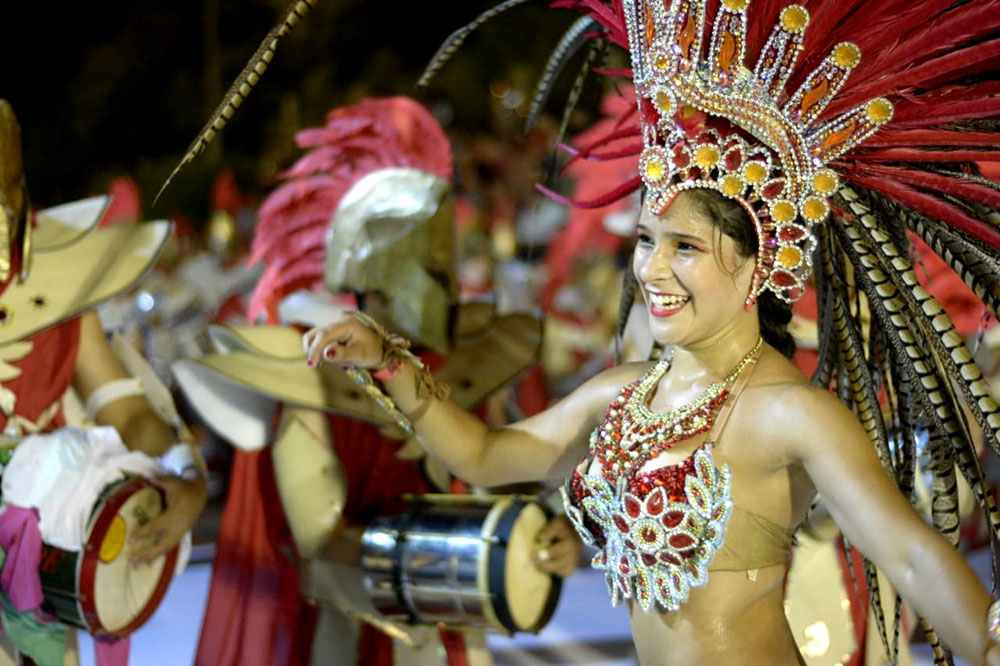 Misiones vive a pleno los carnavales 2020