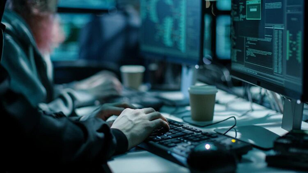 Se hizo pasar por mujer para extorsionar