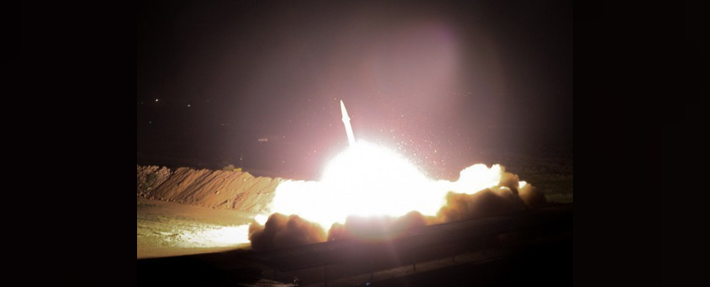 Fuerzas iraníes atacaron con misiles a una base estadounidense en Irak