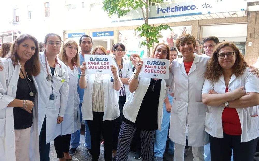 Personal de Osplad para 48 horas en reclamo del cobro de salarios adeudados