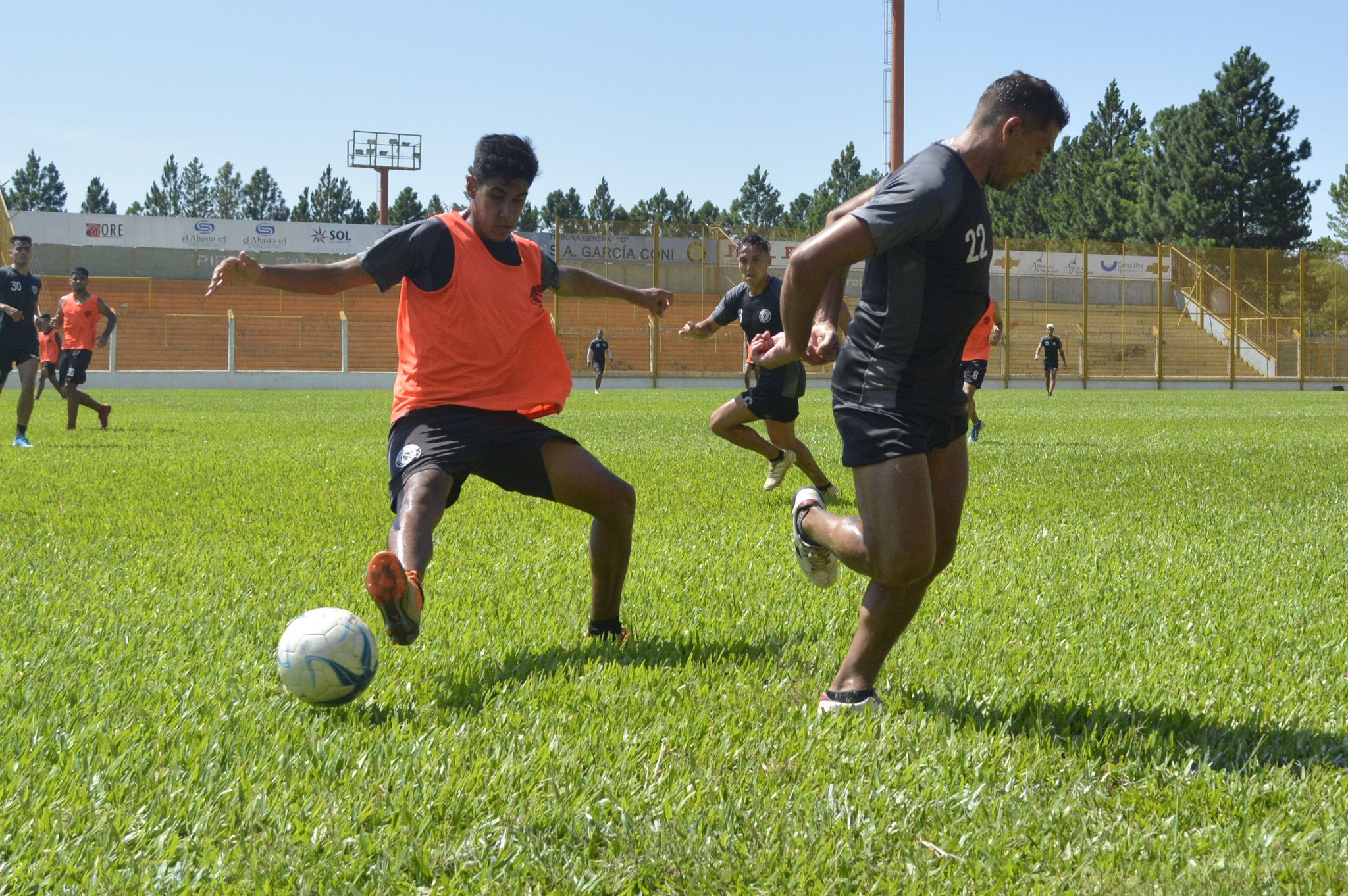 Crucero con varios regresos y un par de dudas para enfrentar a Boca Unidos