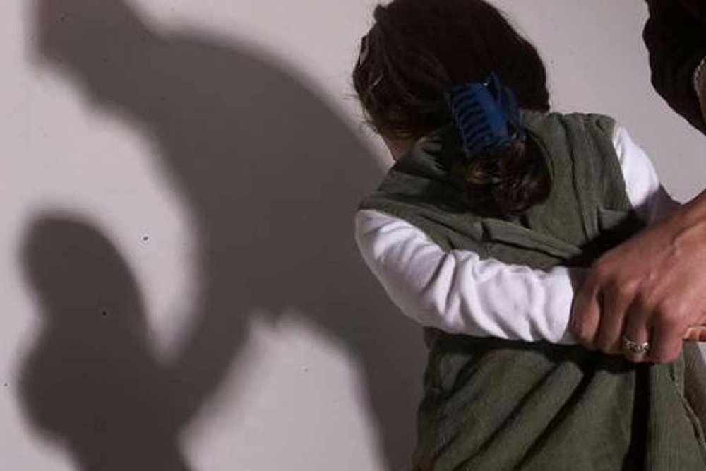 Pakistán propone ahorcar en público a los violadores de niños