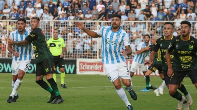 En base a errores, Atlético Tucumán y Defensa empataron