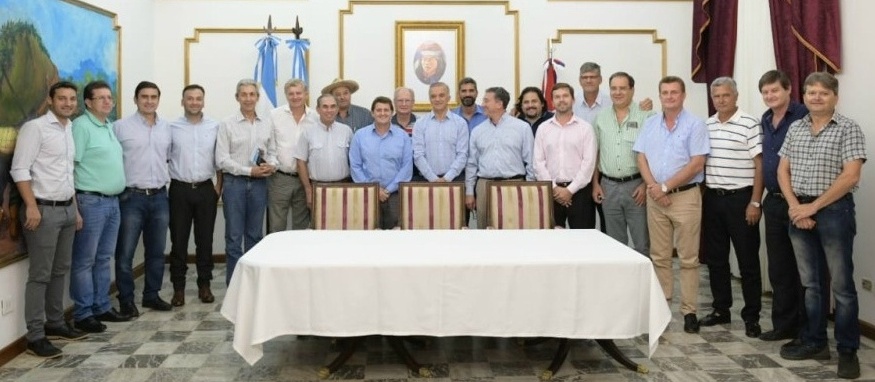 Firmaron convenio para subsidiar al transporte público