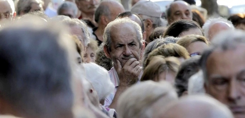 Definen aumentos para los jubilados, pensionados y beneficiarios de AUH