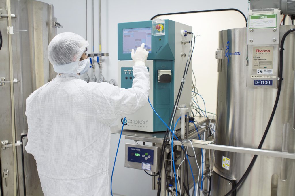 Abren planta de medicamentos económicos para cáncer y artritis