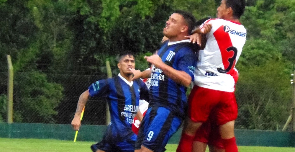 FALTA GOL. Nacional todavía no pudo convertir tantos en el certamen federal.