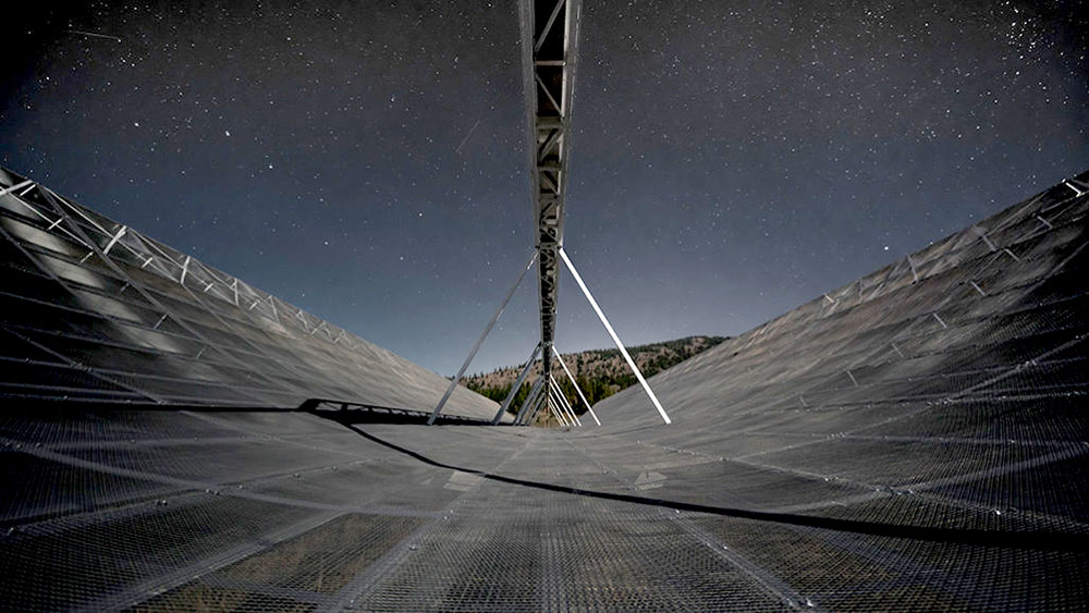 Cada 16 días, la Tierra recibe señales de radio desde otra galaxia