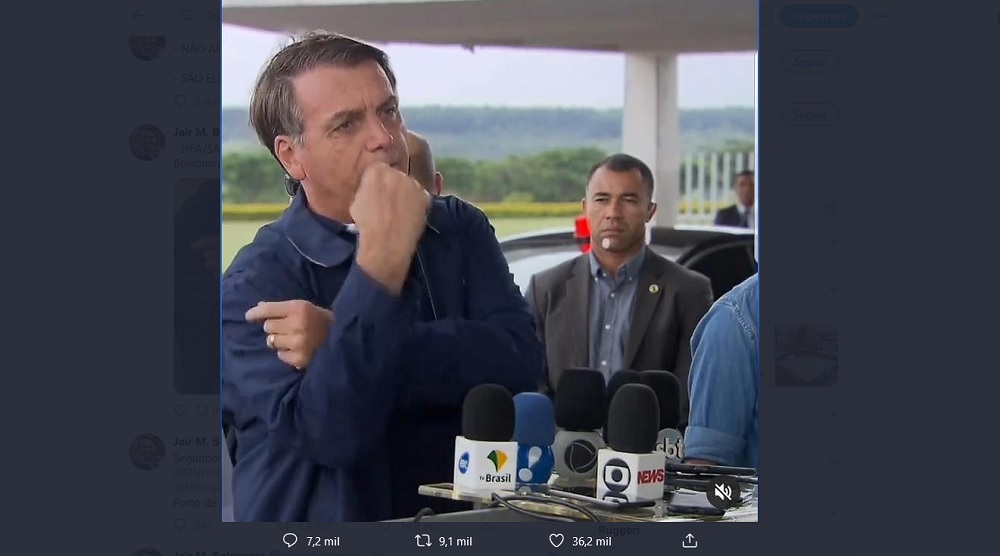 Bolsonaro confirmó que no tiene coronavirus con “un corte de manga”