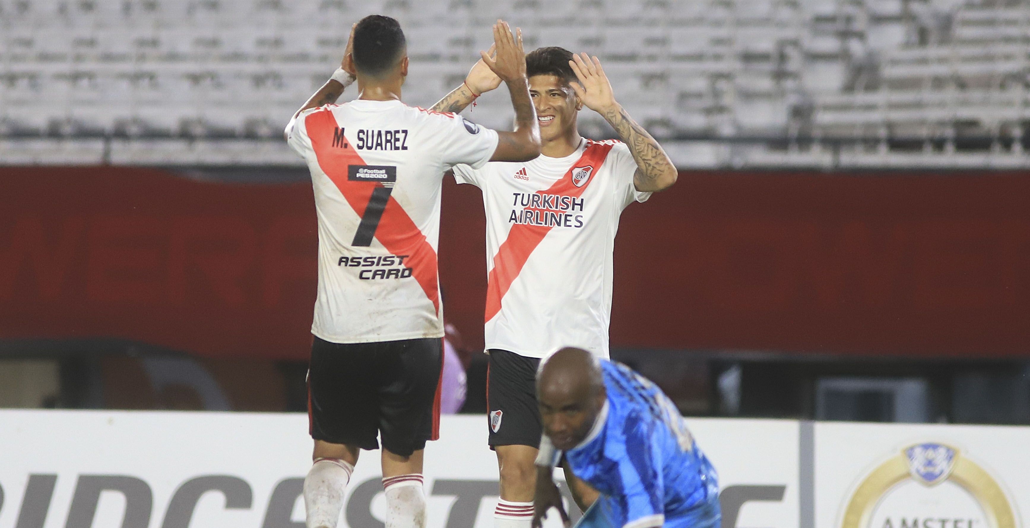 No tuvo piedad: River aplastó a Binacional en el Monumental