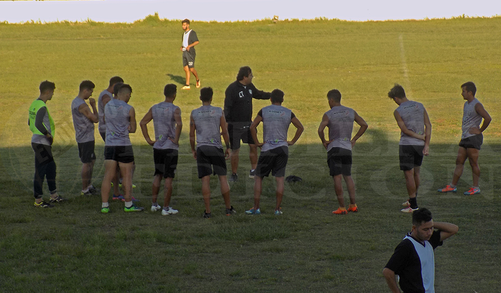 Regional Amateur - Atlético Posadas se prepara para la final ante el tren del oeste