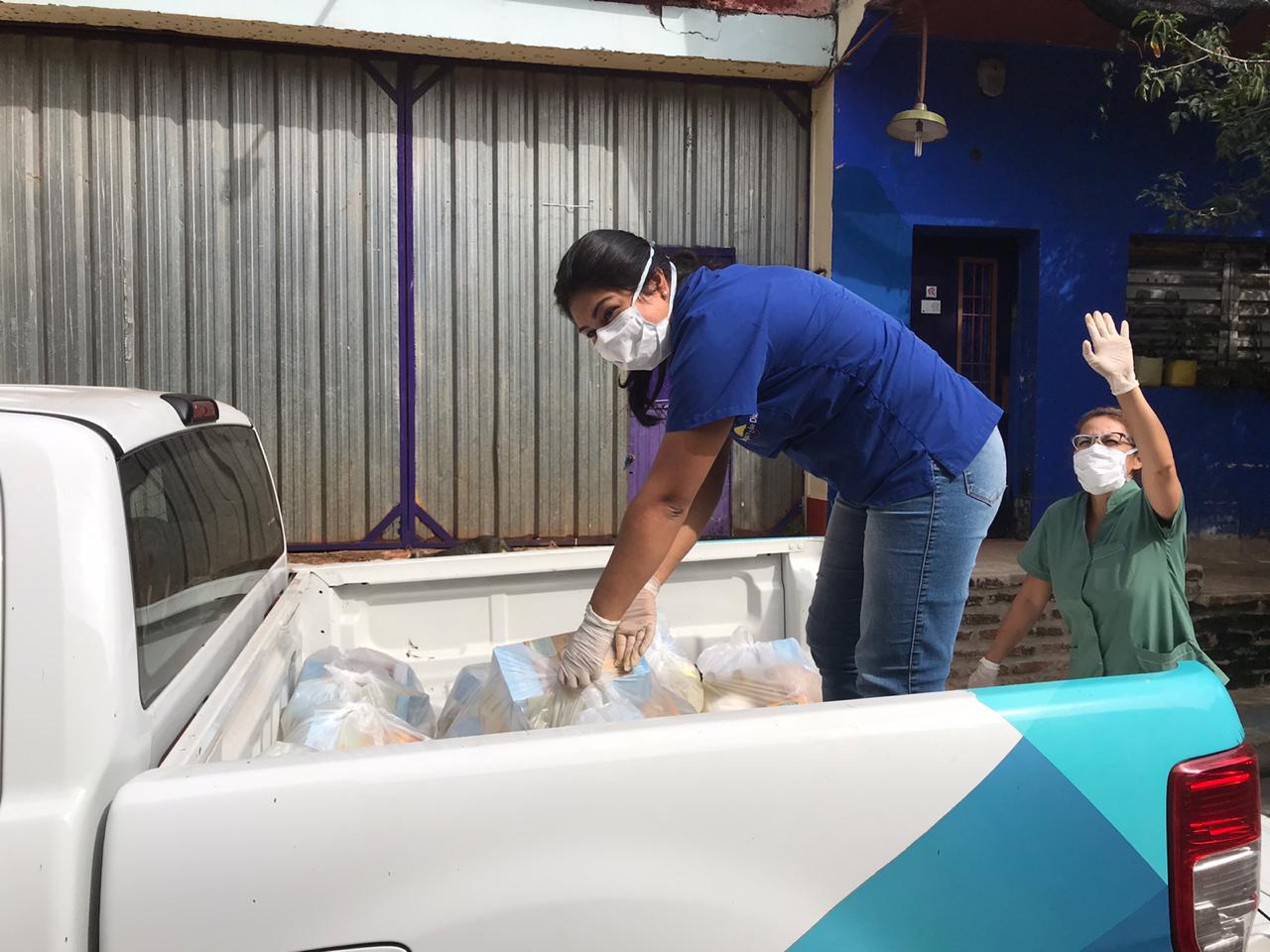 Profesionales brindan contención a las familias del Hogar de Día