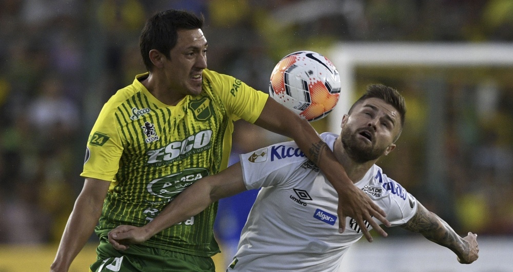Copa Libertadores: en un partido histórico, Defensa cayó con Santos