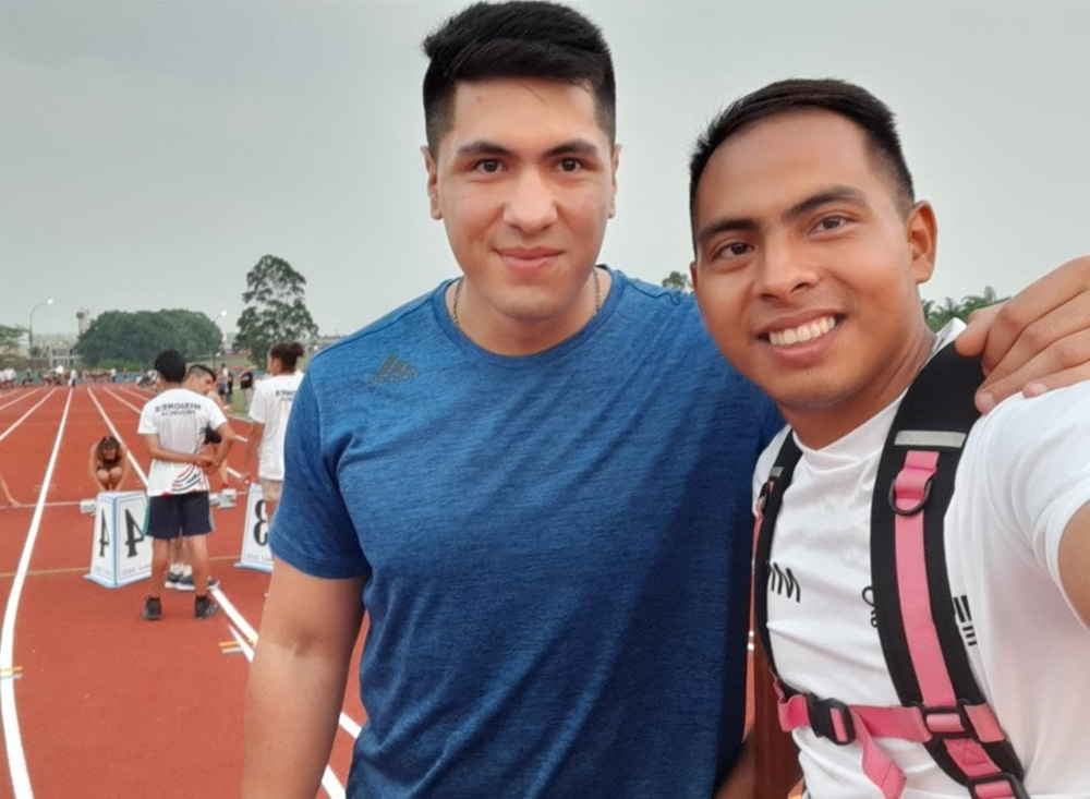 Jonathan Avellaneda - La selfie que se sacó “Jony” con el desaparecido Brian Toledo