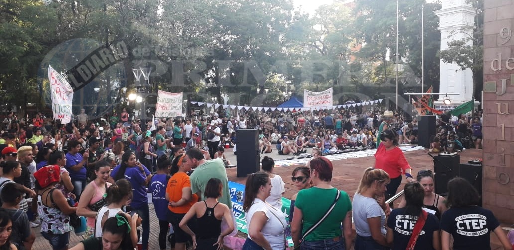 #8M: multitudinaria marcha en Posadas