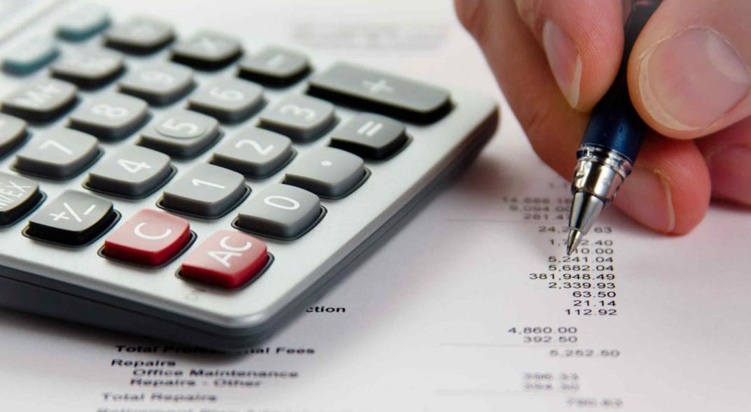 Habrá rebaja de aportes patronales para favorecer a empresas afectadas