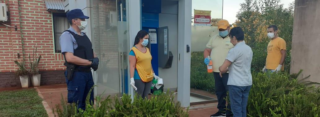 La Policía intensifica el control y asistencia sanitaria en cajeros automáticos