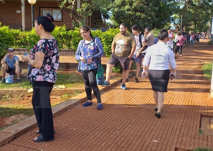 No descontaron créditos ni tarjetas a estatales misioneros: ¿qué pasó?