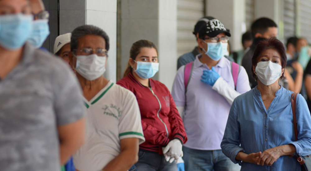 Ecuador - El país registró 192 nuevos casos de coronavirus en las últimas horas y el número de infectados alcanzó los 1.595, mientras que los muertos ya son 36