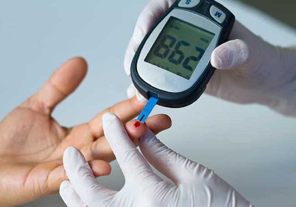 Recomiendan a personas con diabetes extremar el cuidado