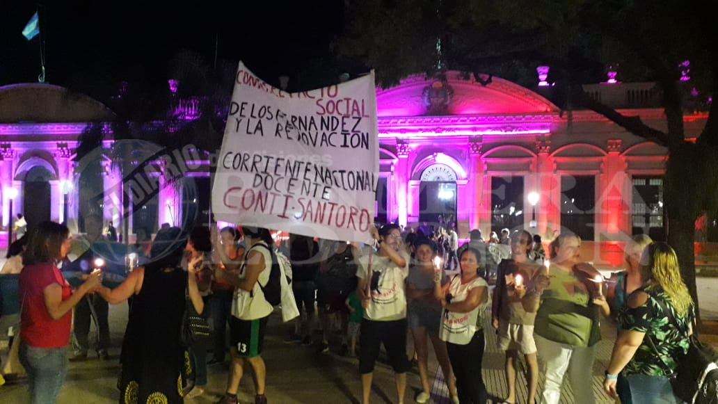 Docentes marcharon por el centro de Posadas