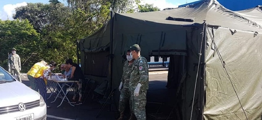 Refuerzan controles en Irigoyen con una carpa del Ejército