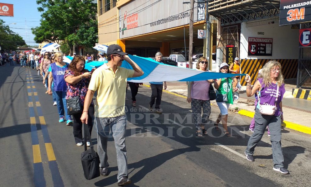 En Posadas también hubo movilización docente